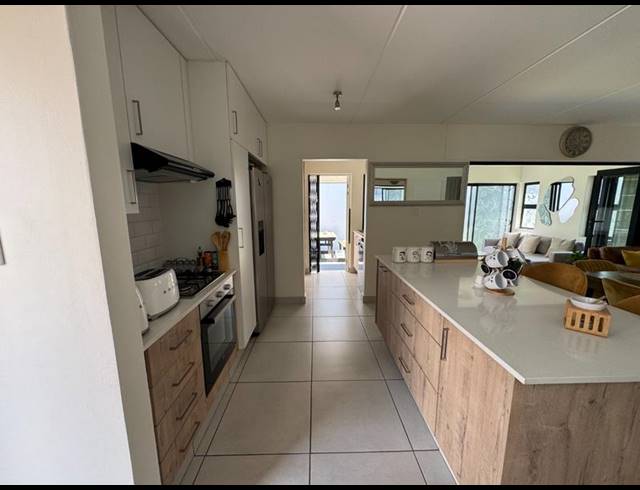 4 BEDROOM PROPERTY TO RENT IN WILGEHEUWEL
